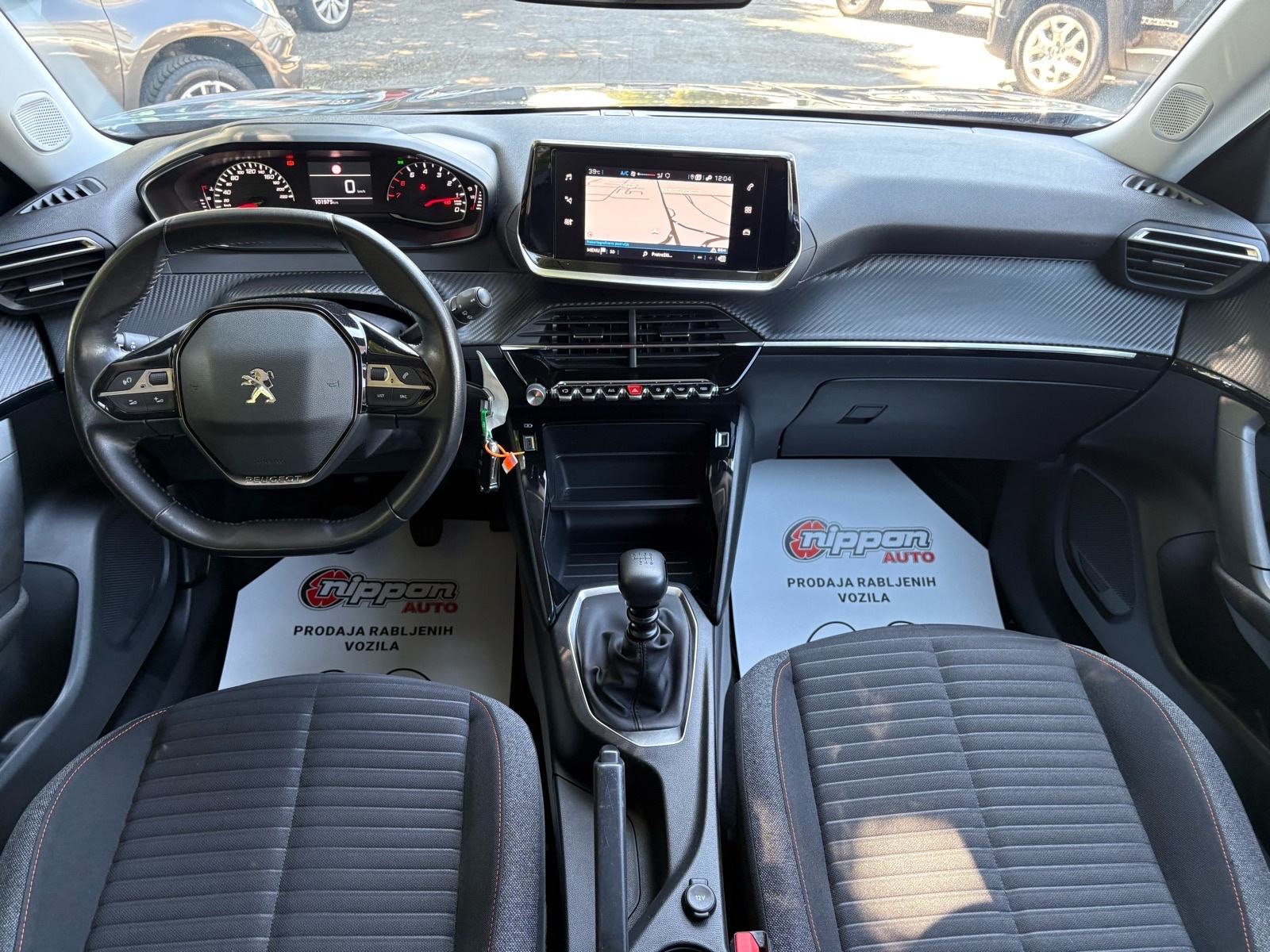 Peugeot 2008 1,5 BlueHDI NAVI - KLIMA - LEASING RATA 204 €, fotografija 13