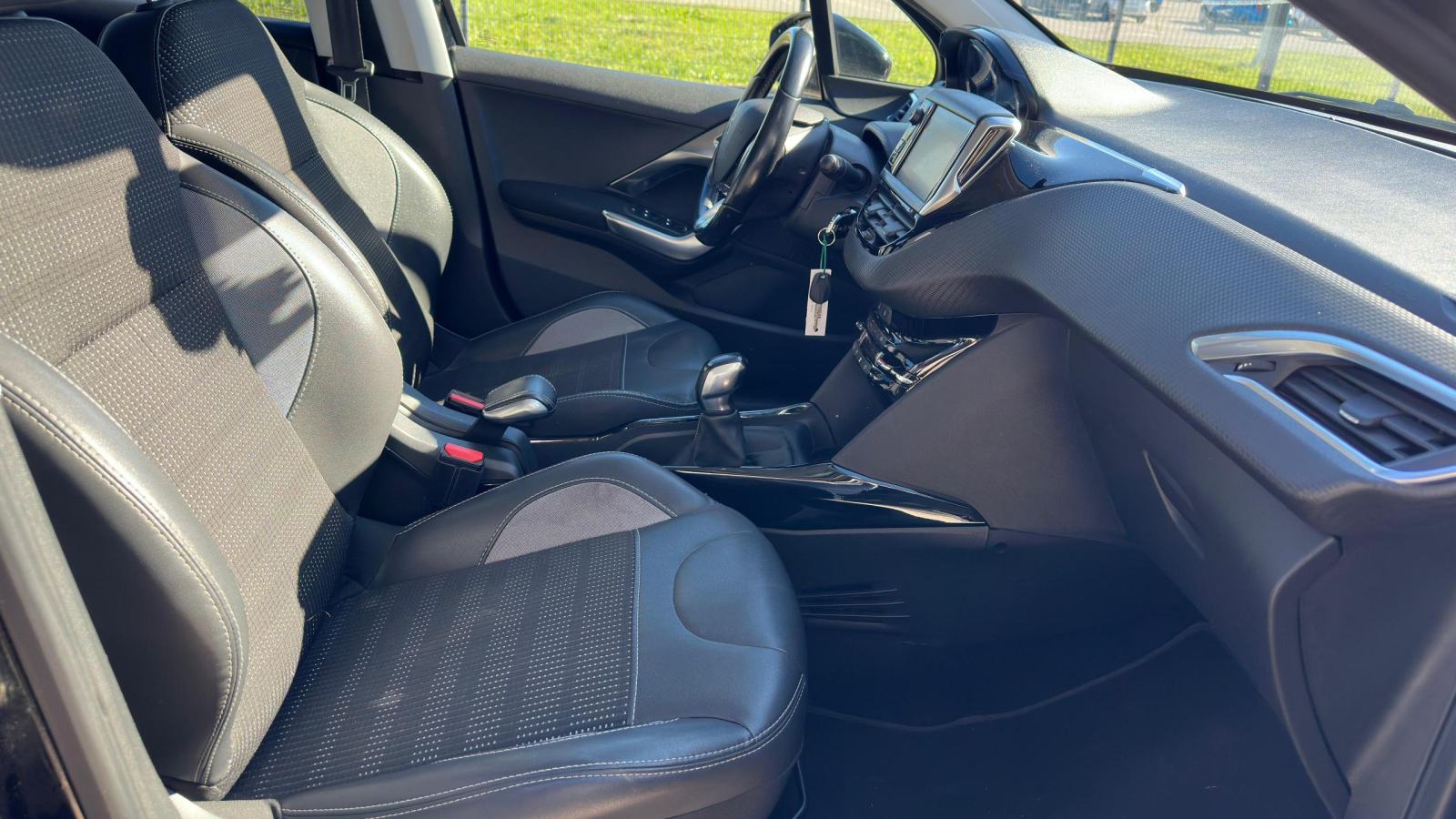 Peugeot 2008 1,5 BlueHDI, fotografija 10