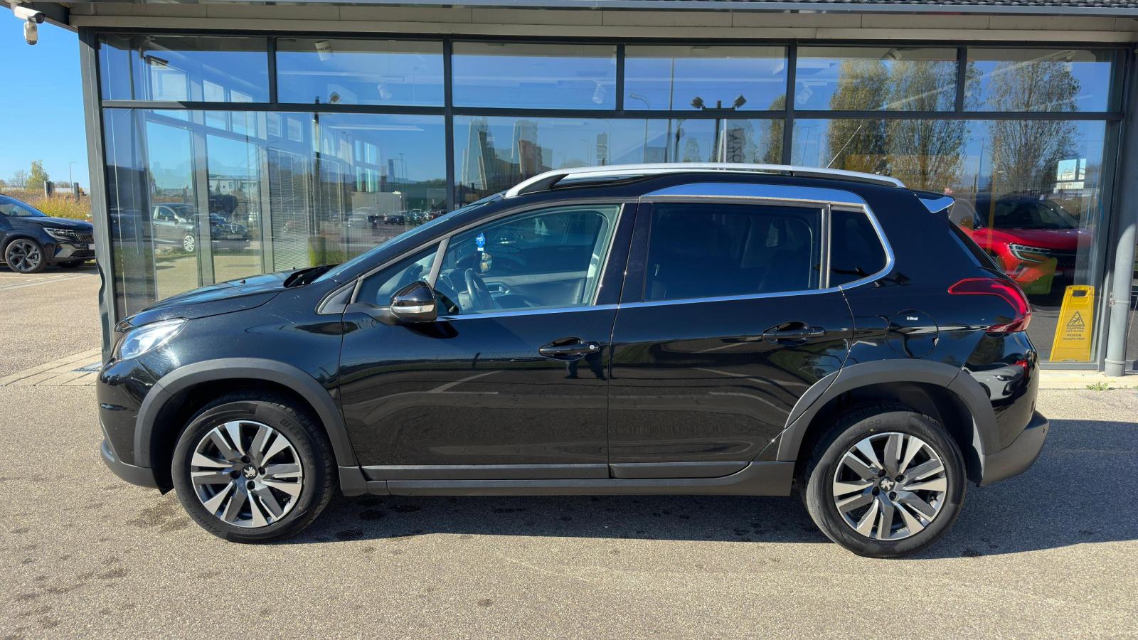 Peugeot 2008 1,5 BlueHDI, fotografija 4