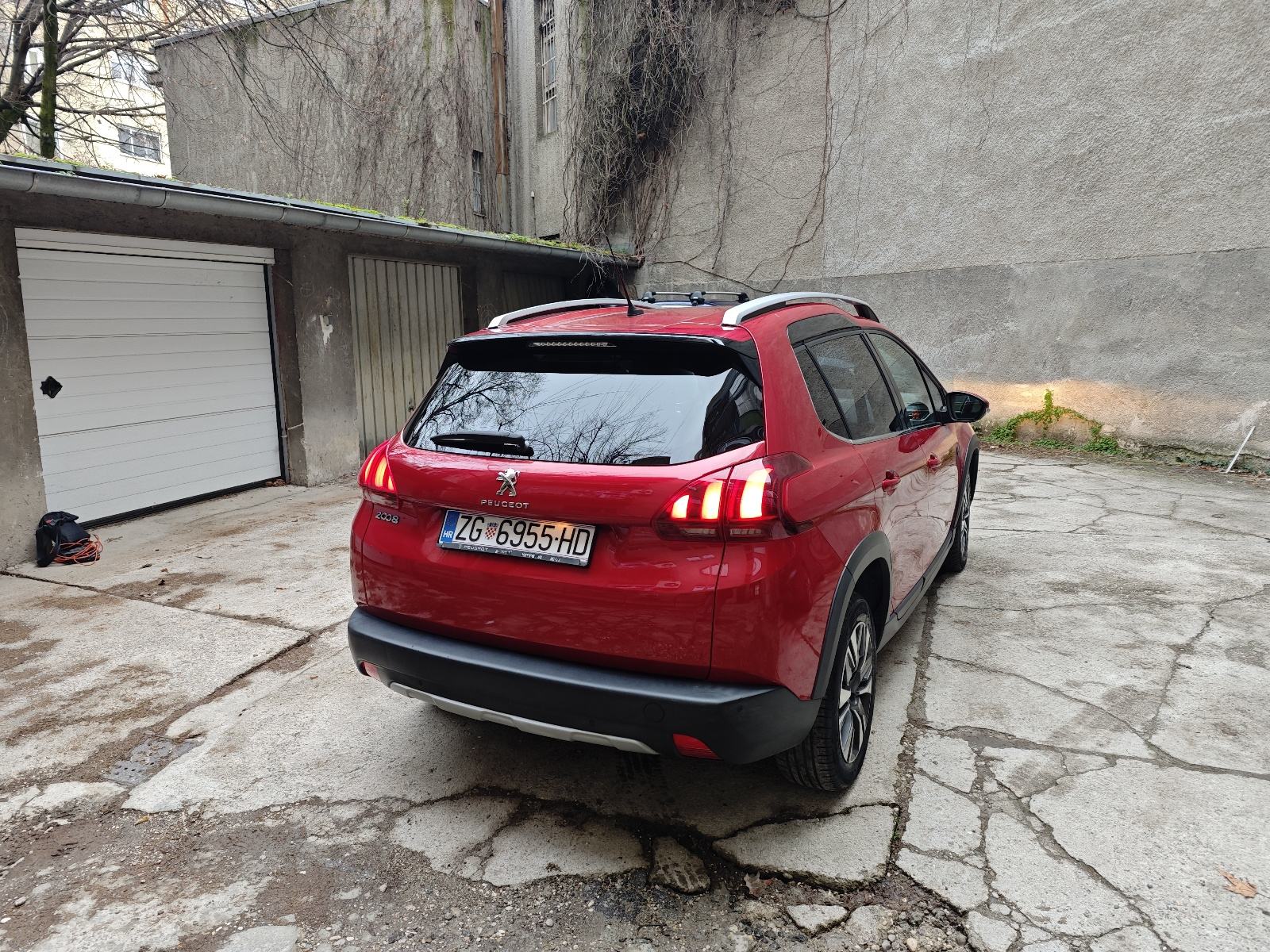 Peugeot 2008 1,5 BlueHDI-off, fotografija 5