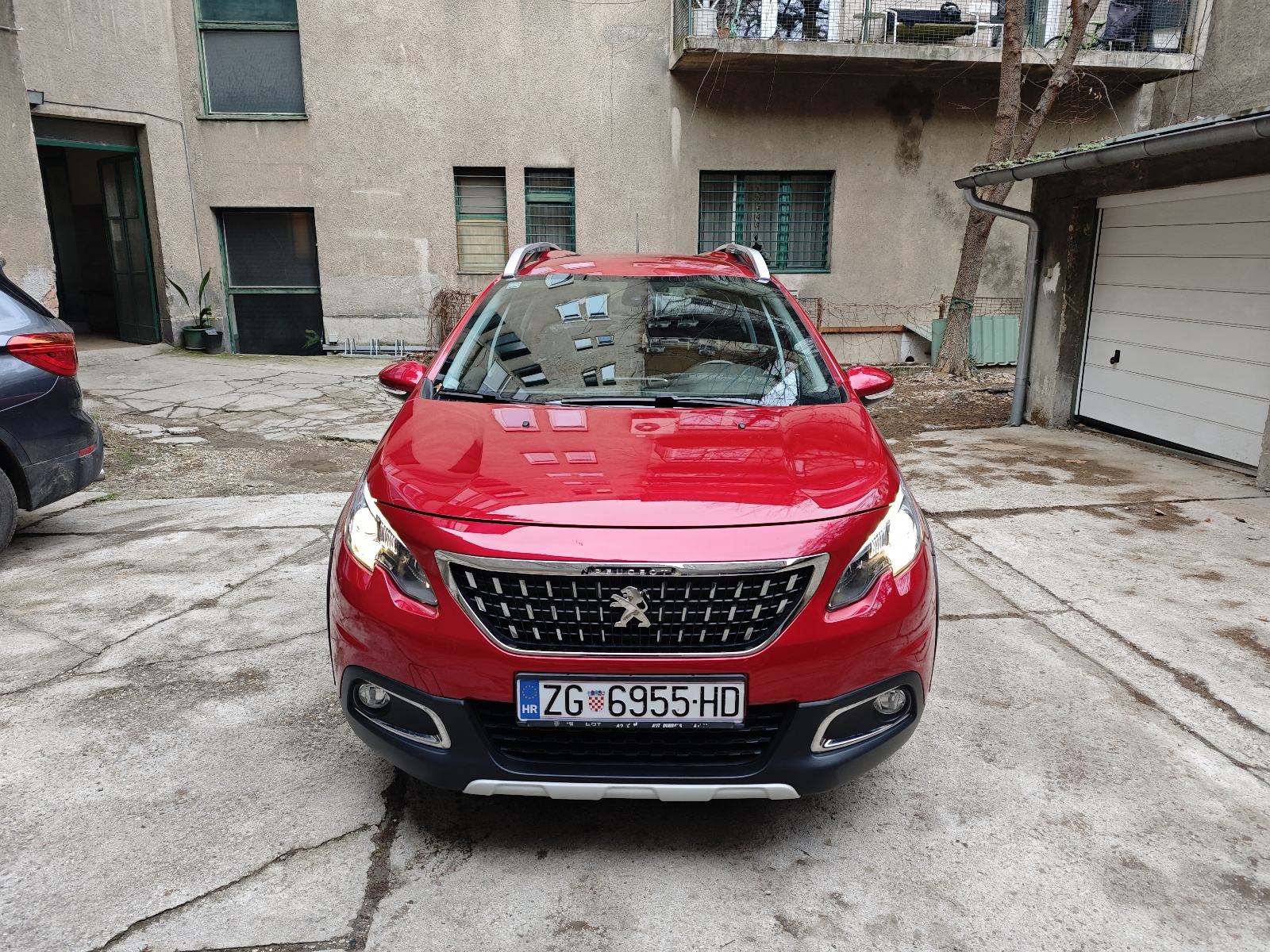 Peugeot 2008 1,5 BlueHDI-off, fotografija 2