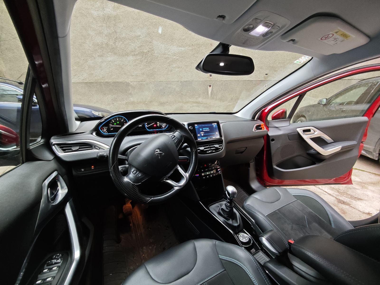 Peugeot 2008 1,5 BlueHDI-off, fotografija 10