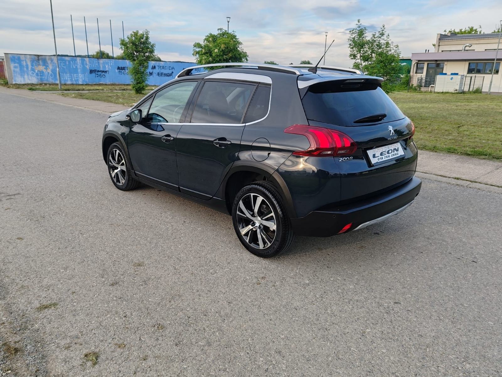 Peugeot 2008 1,5 BlueHDI. 2019 god, Servisna knjiga, Veliki servis, fotografija 3