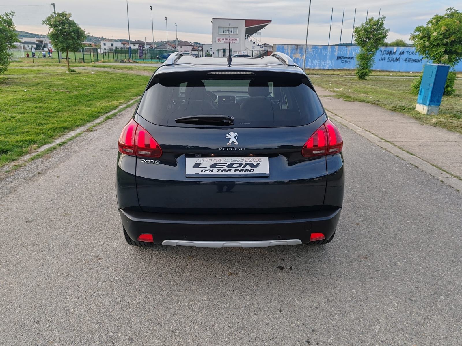 Peugeot 2008 1,5 BlueHDI. 2019 god, Servisna knjiga, Veliki servis, fotografija 6