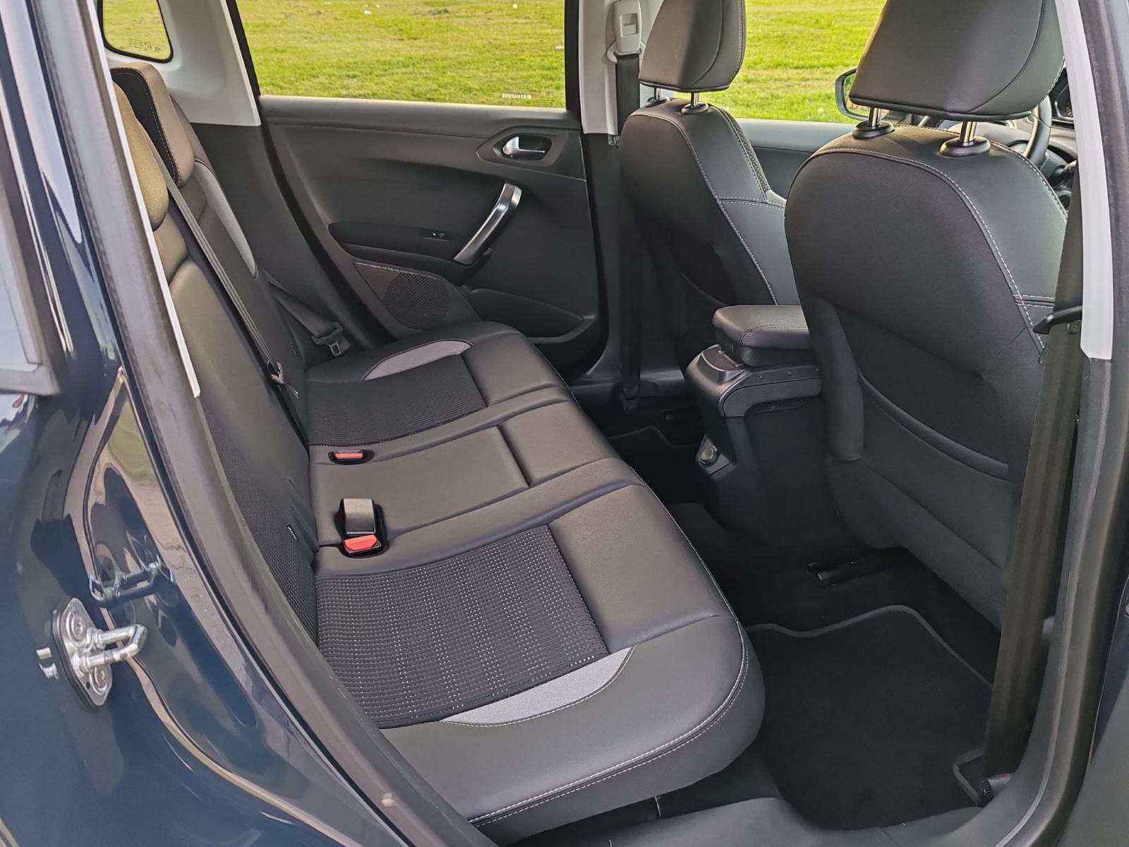 Peugeot 2008 1,5 BlueHDI. 2019 god, Servisna knjiga, Veliki servis, fotografija 16