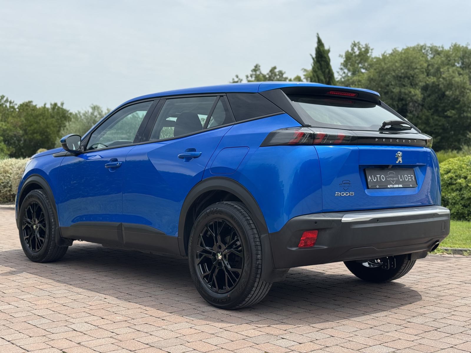 Peugeot 2008 1,5 BlueHDI, fotografija 12
