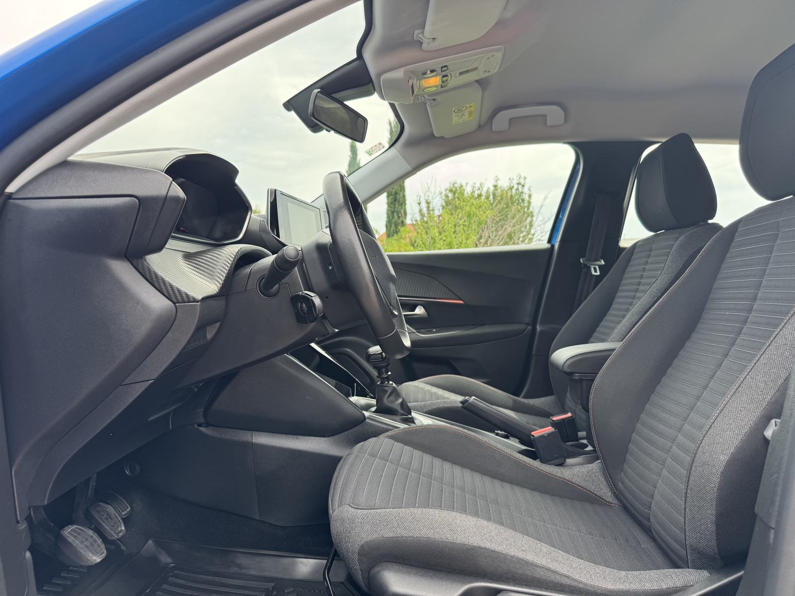 Peugeot 2008 1,5 BlueHDI, fotografija 18