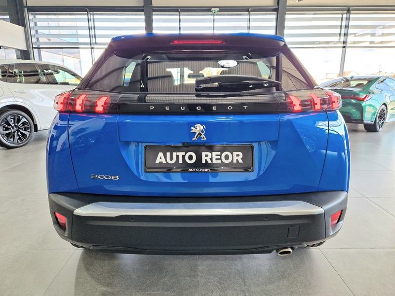 Peugeot 2008 1.5BlueHDI Allure automatik Panorama, fotografija 6