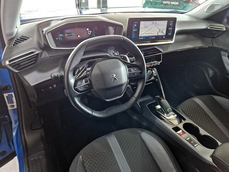 Peugeot 2008 1.5BlueHDI Allure automatik Panorama, fotografija 11