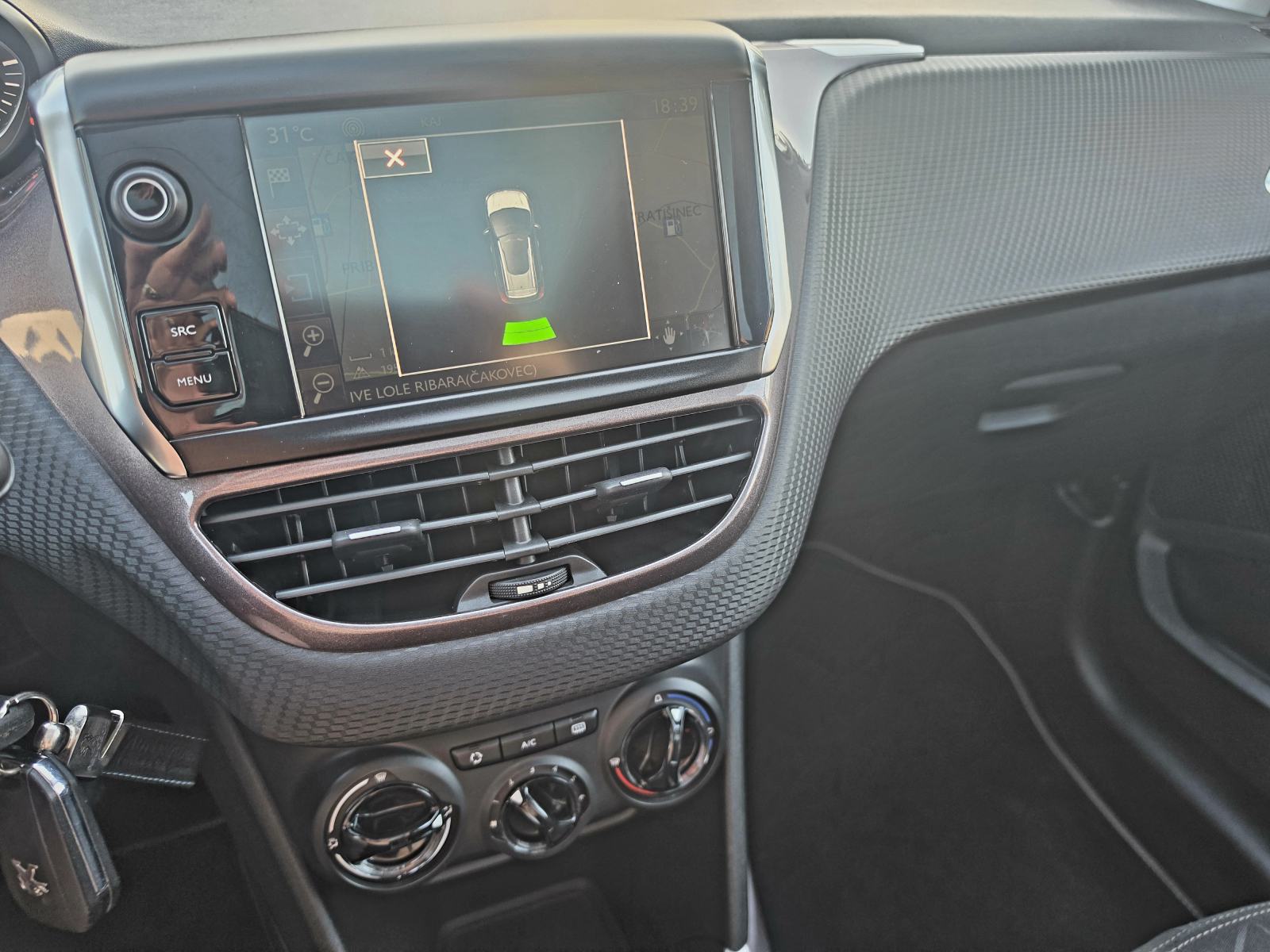 Peugeot 2008 1,6 BENZIN,,SERVISNA,ODLIČAN,,114292KM, fotografija 11