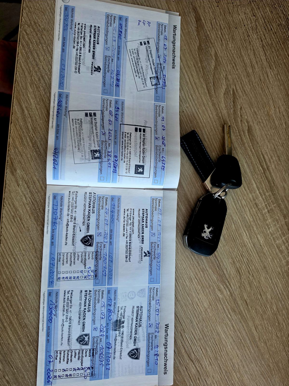 Peugeot 2008 1,6 BENZIN,,SERVISNA,ODLIČAN,,114292KM, fotografija 20