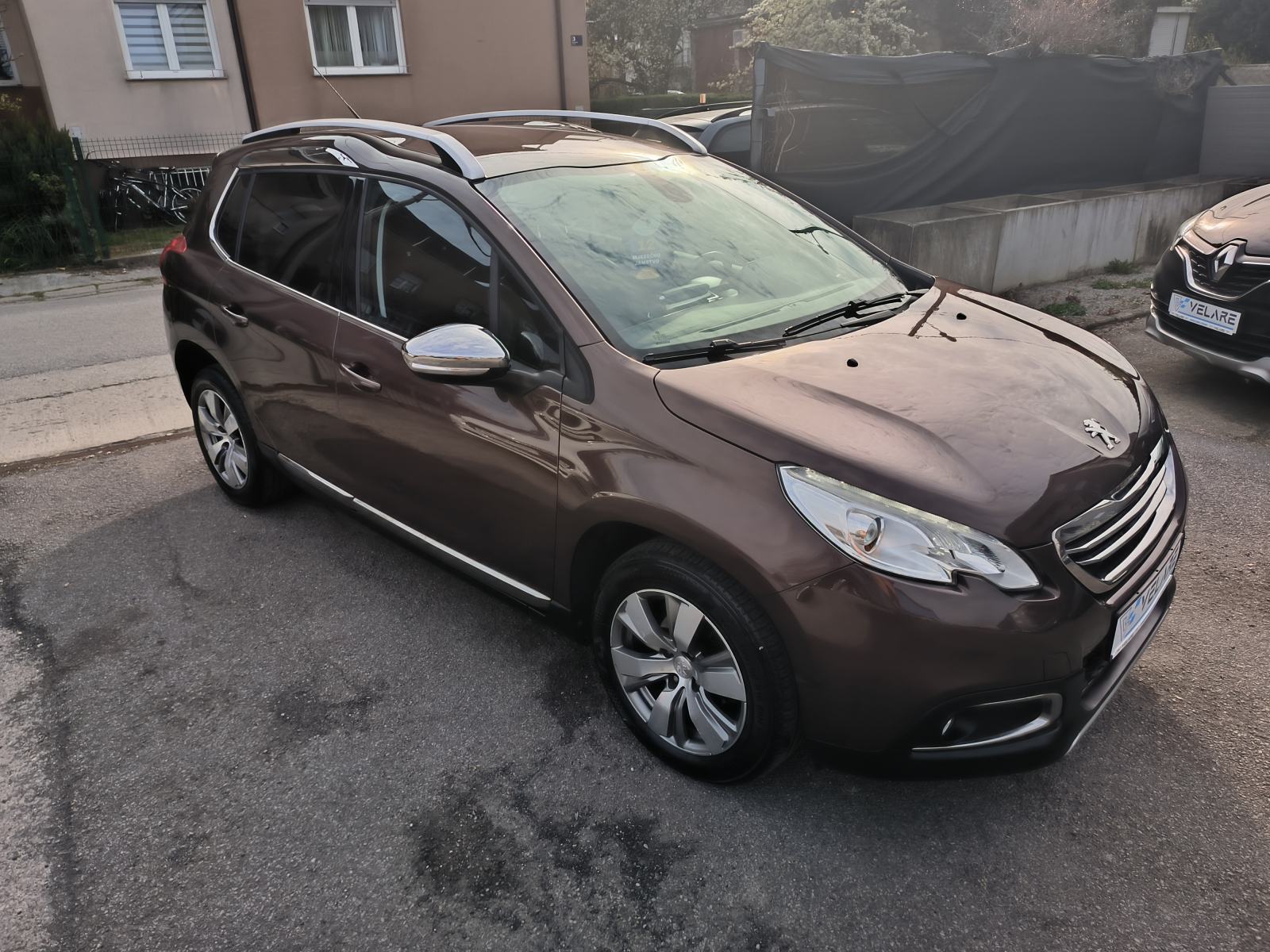 Peugeot 2008 1,6 BlueHDI, V. SERVIS, SERVISNA, JAMSTVO, REG. 1 GODINU, fotografija 2