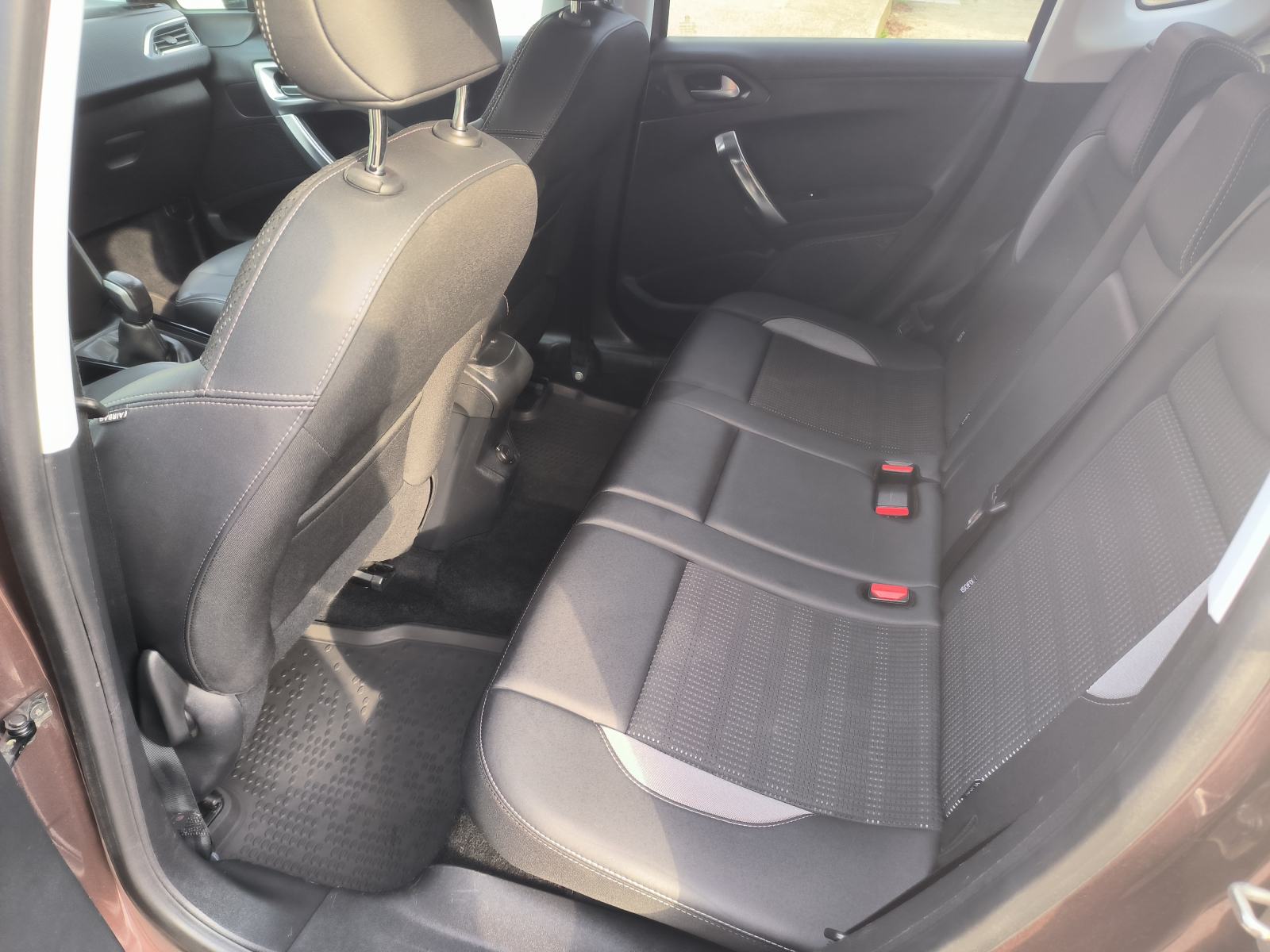 Peugeot 2008 1,6 BlueHDI, V. SERVIS, SERVISNA, JAMSTVO, REG. 1 GODINU, fotografija 14
