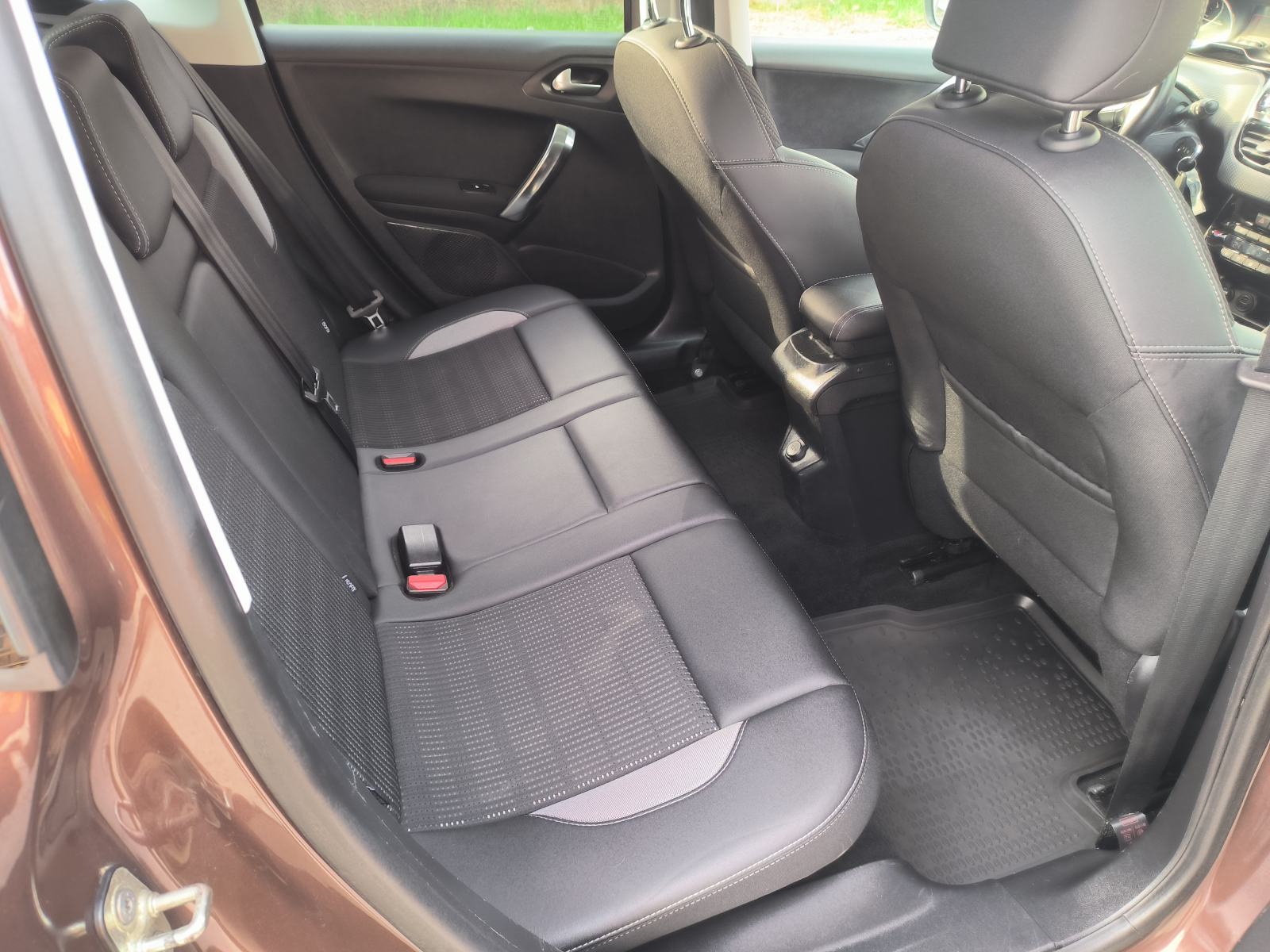 Peugeot 2008 1,6 BlueHDI, V. SERVIS, SERVISNA, JAMSTVO, REG. 1 GODINU, fotografija 15