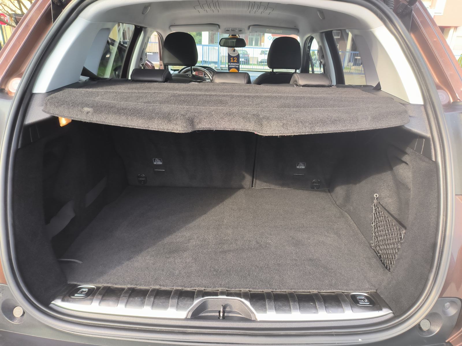 Peugeot 2008 1,6 BlueHDI, V. SERVIS, SERVISNA, JAMSTVO, REG. 1 GODINU, fotografija 16