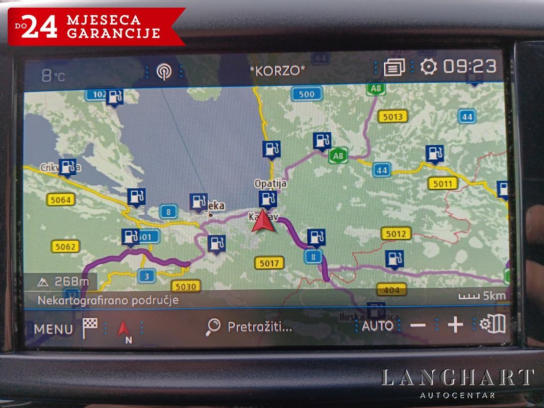 Peugeot 2008 1,6 BlueHDI,Navi,Velike Servis, LEASING BEZ UČEŠĆA !, fotografija 12