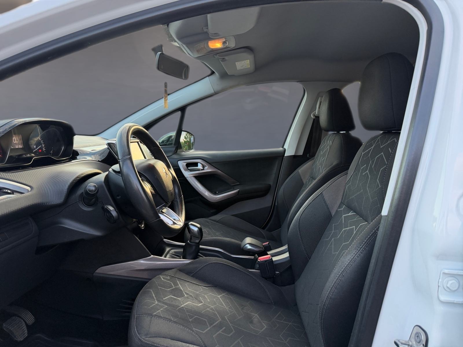 ⭐️Peugeot 2008 1,6 BlueHDI⭐️JAMSTVO 12 MJ, fotografija 13