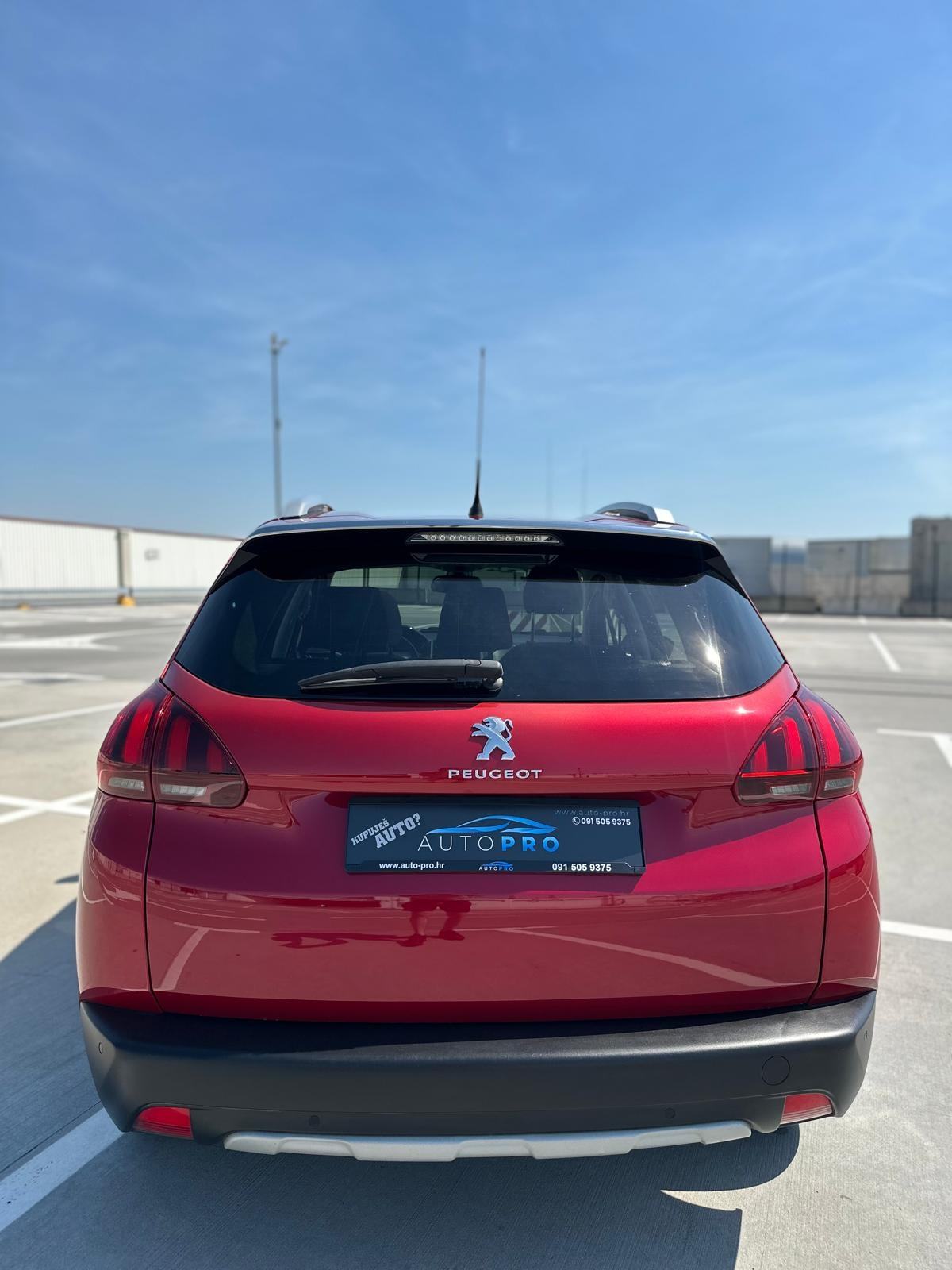 Peugeot 2008 1,6 Blue-HDi Allure #PANORAMA#, pogled izvana - slika 2