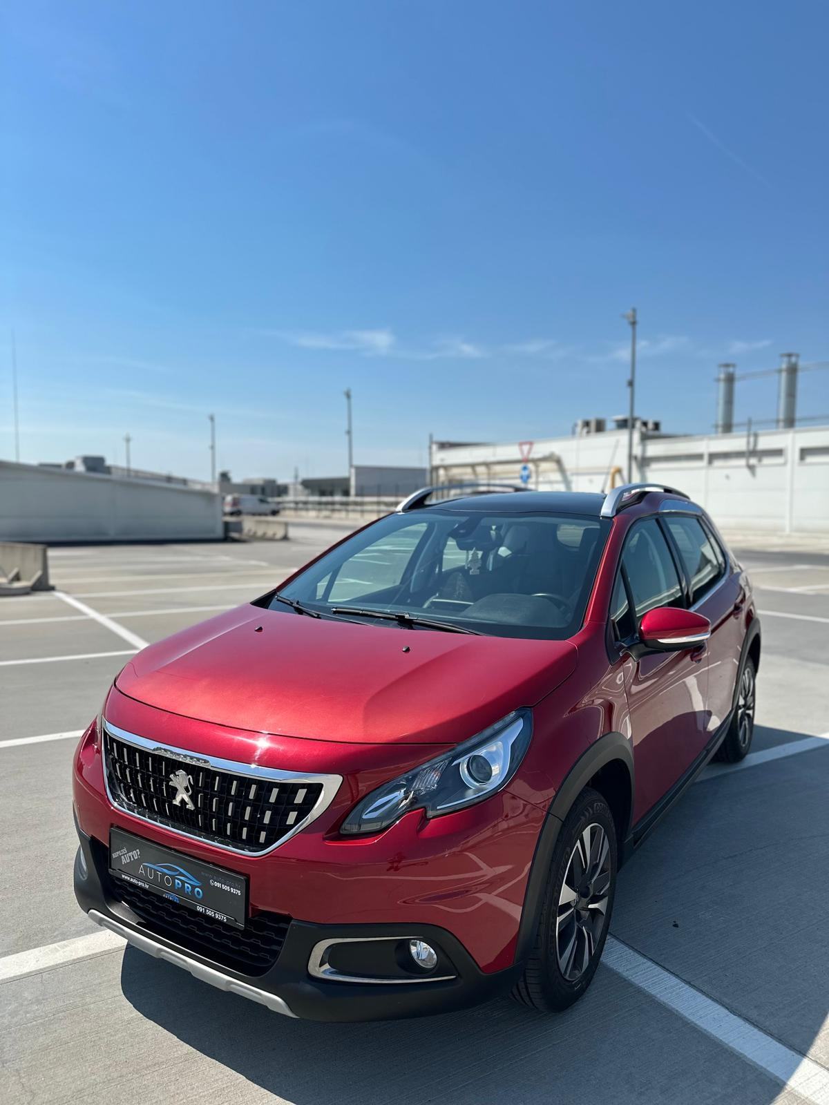 Peugeot 2008 1,6 Blue-HDi Allure #PANORAMA#, pogled izvana - slika 5