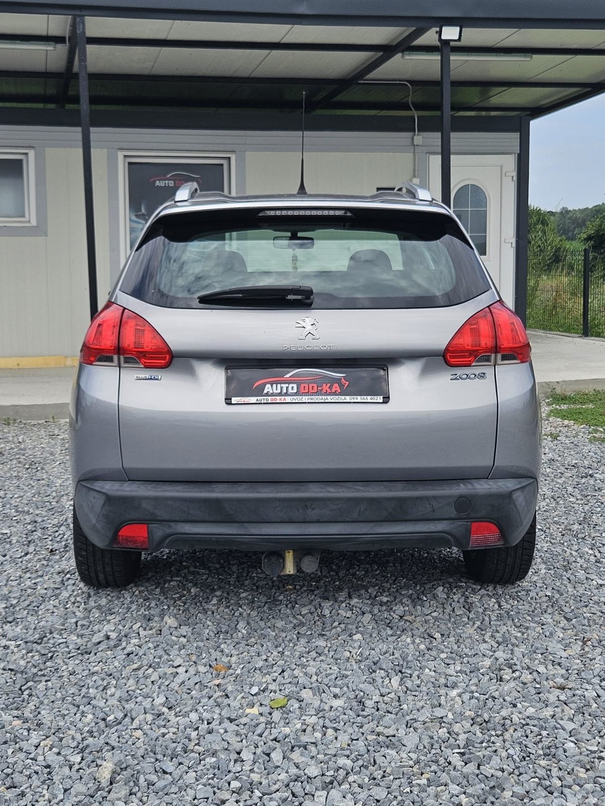 Peugeot 2008 1,6 BlueHDI, fotografija 6