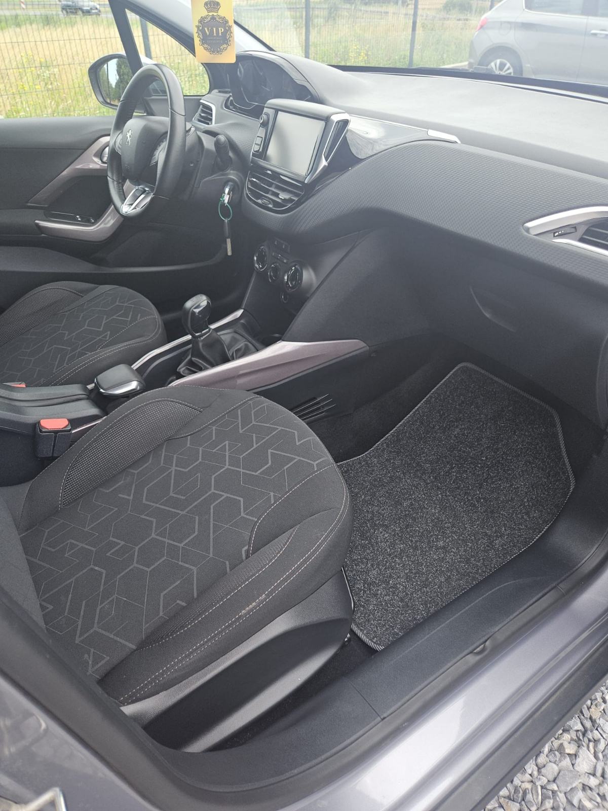 Peugeot 2008 1,6 BlueHDI, fotografija 9