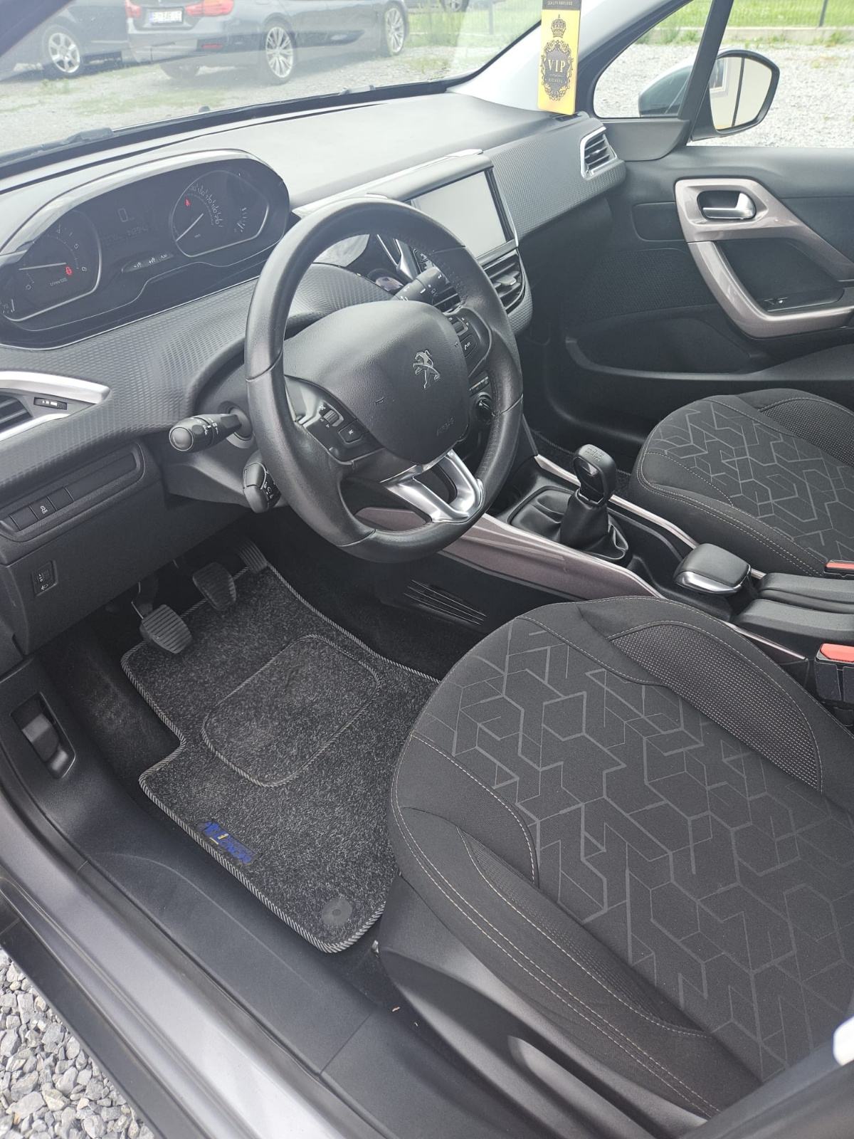 Peugeot 2008 1,6 BlueHDI, fotografija 10