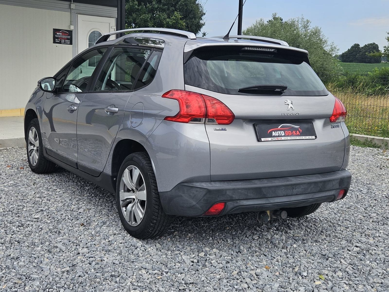 Peugeot 2008 1,6 BlueHDI, fotografija 5