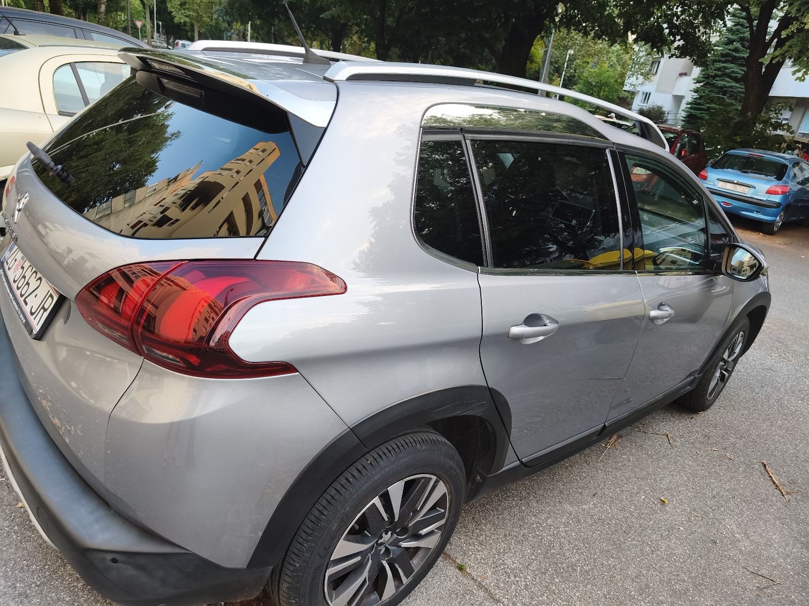 Peugeot 2008 1,5 BlueHDI, fotografija 4