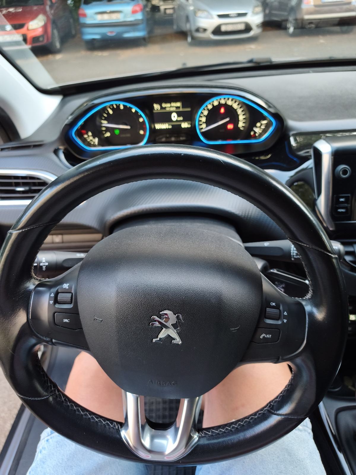 Peugeot 2008 1,5 BlueHDI, fotografija 8