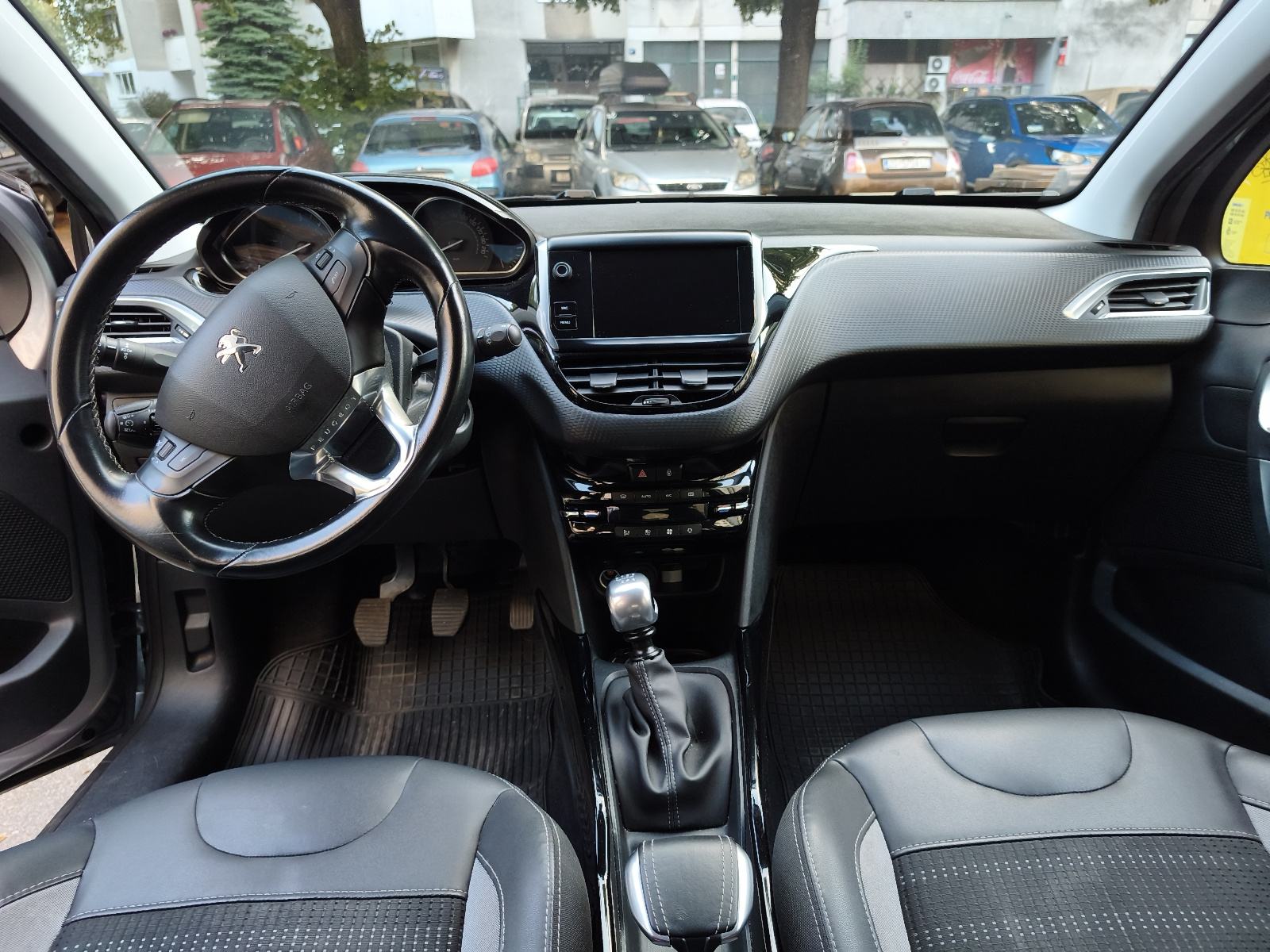Peugeot 2008 1,5 BlueHDI, fotografija 6