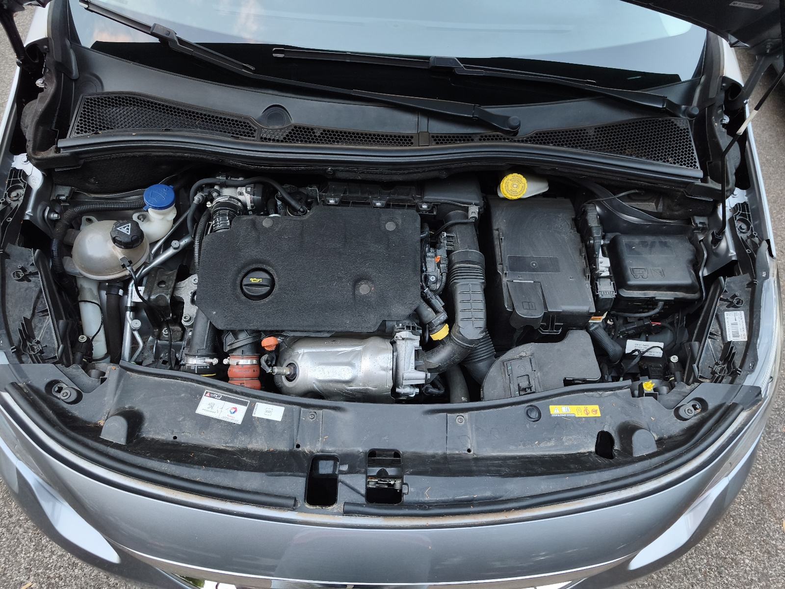 Peugeot 2008 1,5 BlueHDI, fotografija 11