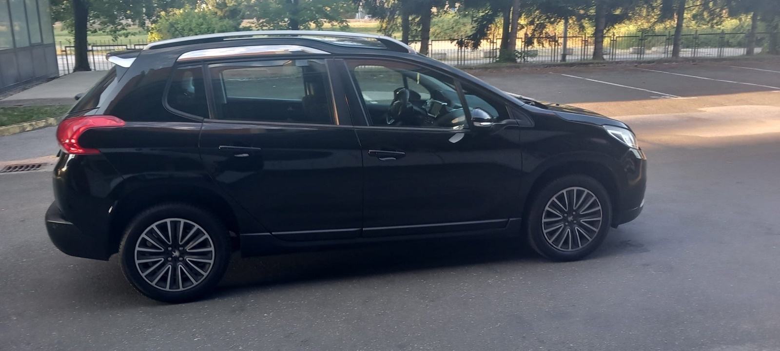Peugeot 2008 1,6 BlueHDI, fotografija 7