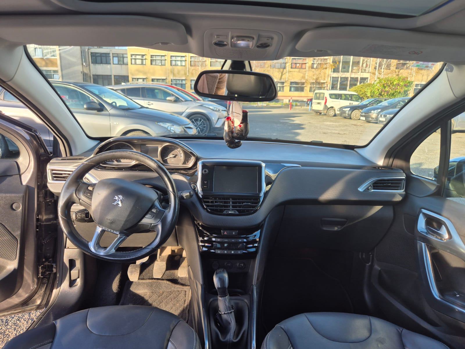 Peugeot 2008 1,6 e-HDi - allure - PANORAMA - TEMPOMAT, fotografija 8