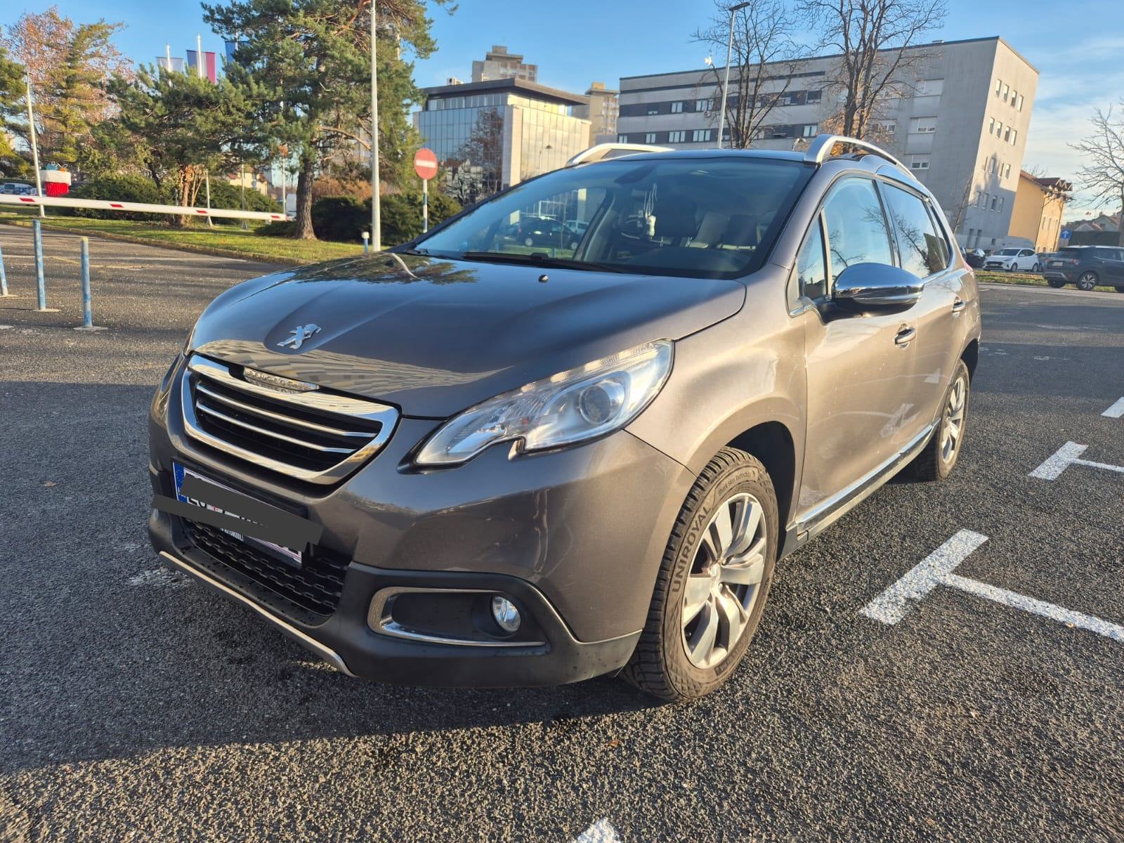 peugeot-2008-1-6-e-hdi-allure-panorama-tempomat-2013-god