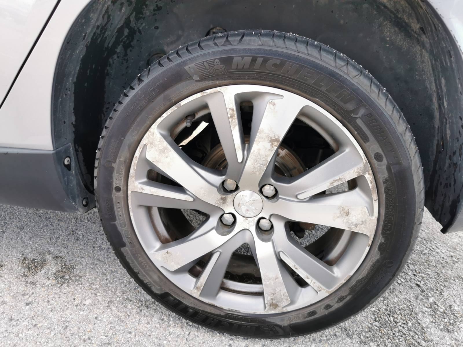 Peugeot 2008 1,6 e-HDi - uredan, redovito servisiran, super stanje!, fotografija 11