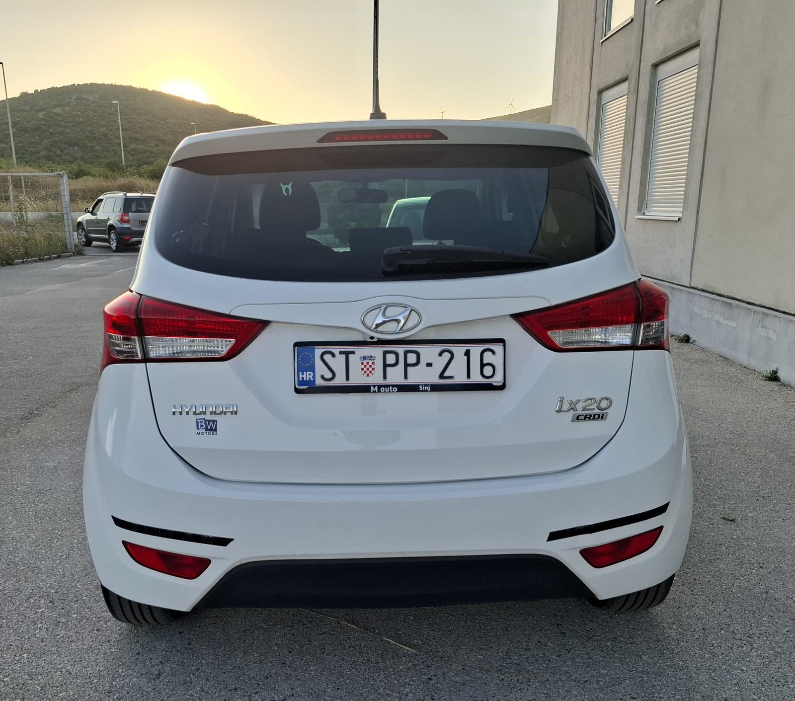 Hyundai ix20 1.6crdi Navigacija. Park kamera, fotografija 6