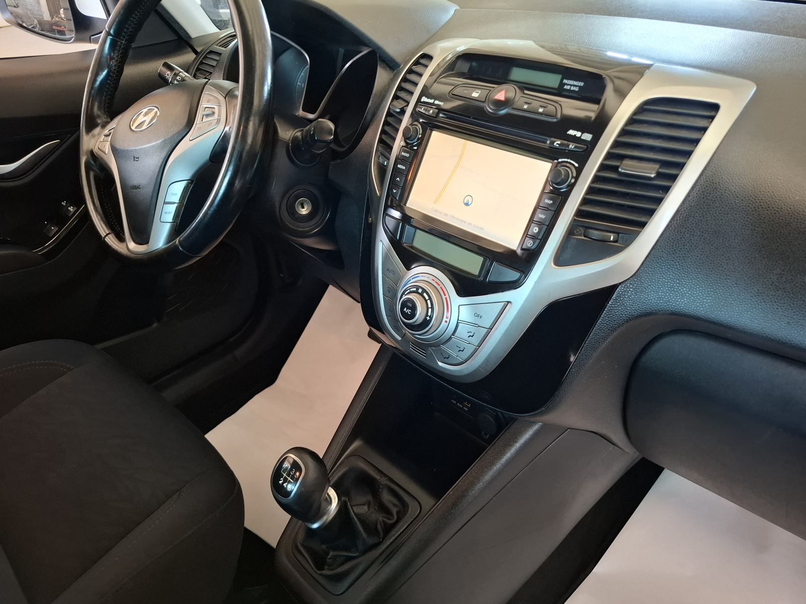 Hyundai ix20 1.6crdi Navigacija. Park kamera, fotografija 18
