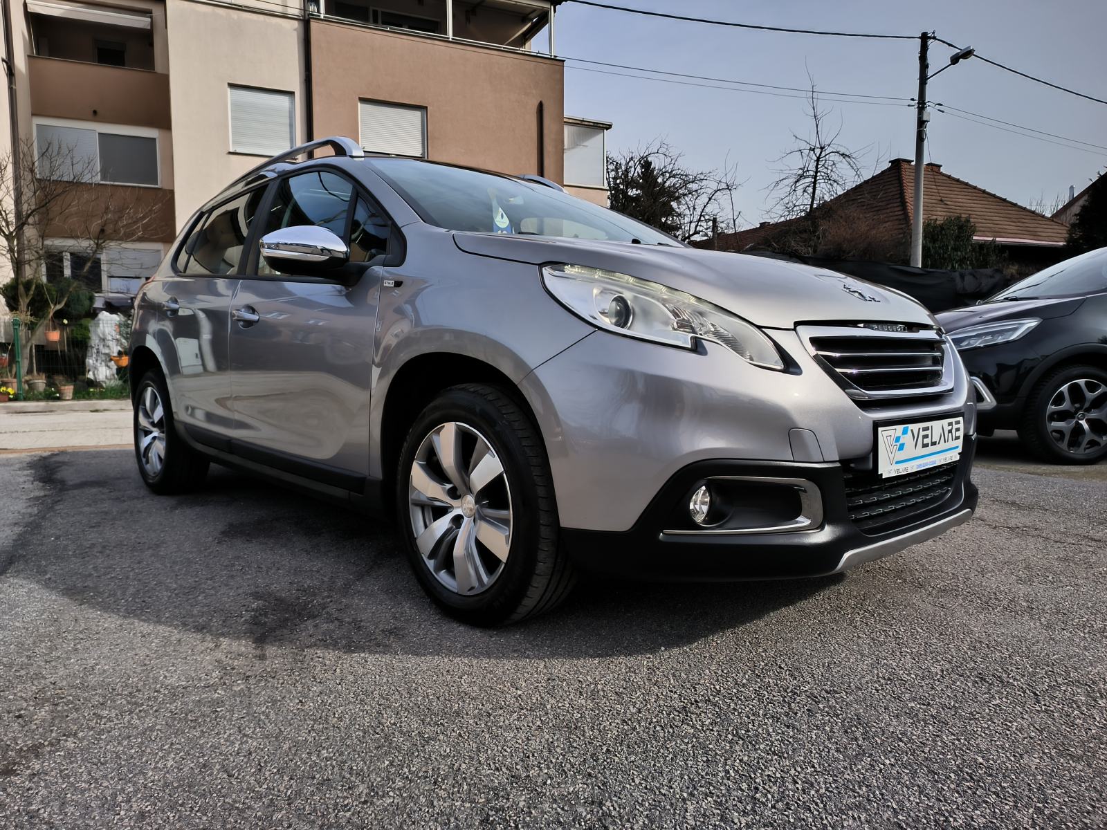 Peugeot 2008 1,6 e-HDi STYLE, V. SERVIS, SERVISNA, JAMSTVO, REG. 1 GOD, fotografija 3