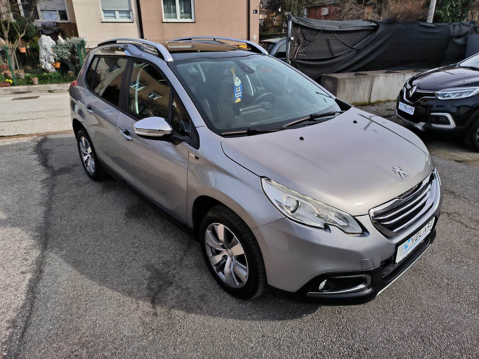 Peugeot 2008 1,6 e-HDi STYLE, V. SERVIS, SERVISNA, JAMSTVO, REG. 1 GOD, fotografija 2