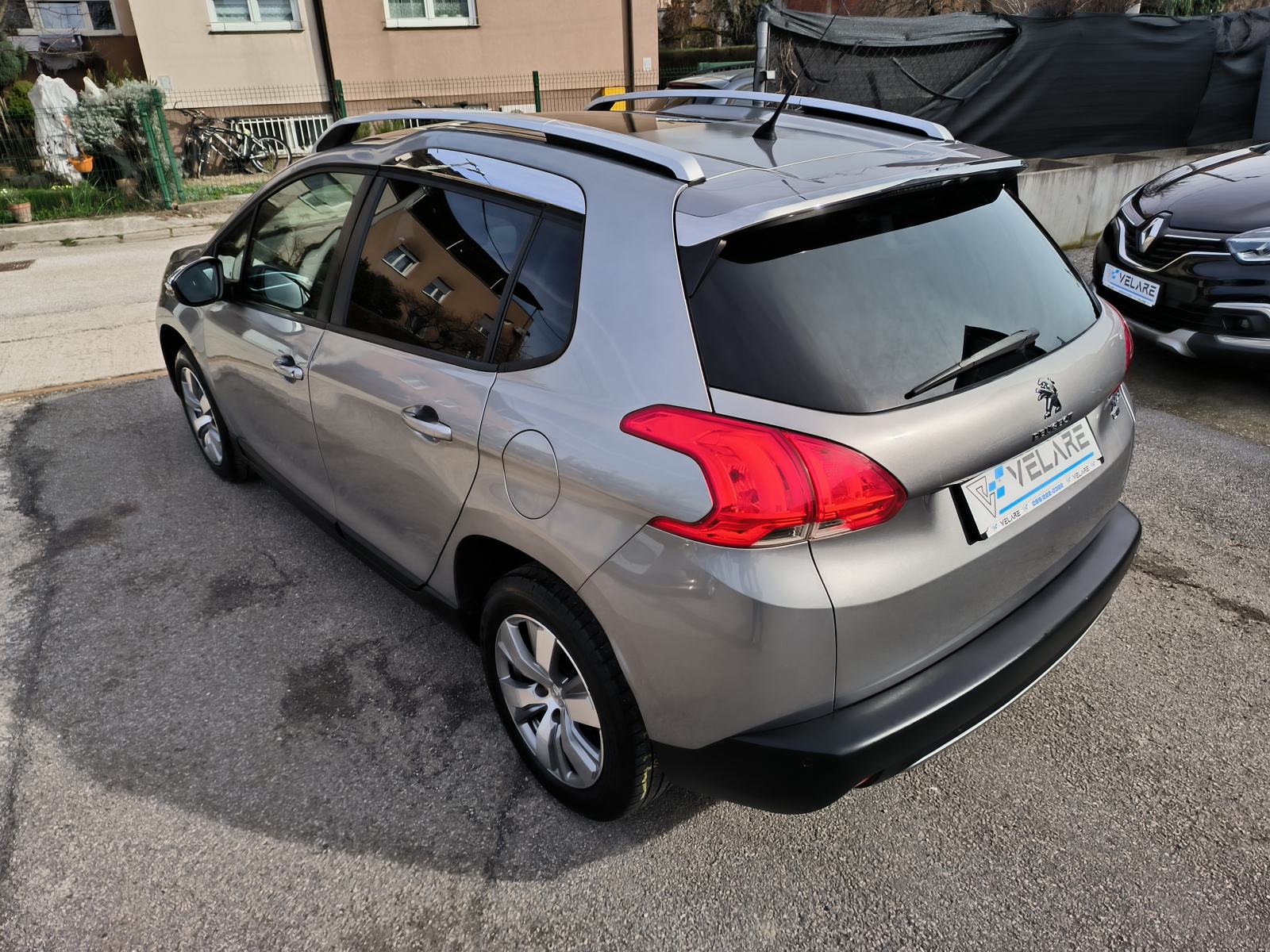 Peugeot 2008 1,6 e-HDi STYLE, V. SERVIS, SERVISNA, JAMSTVO, REG. 1 GOD, fotografija 6