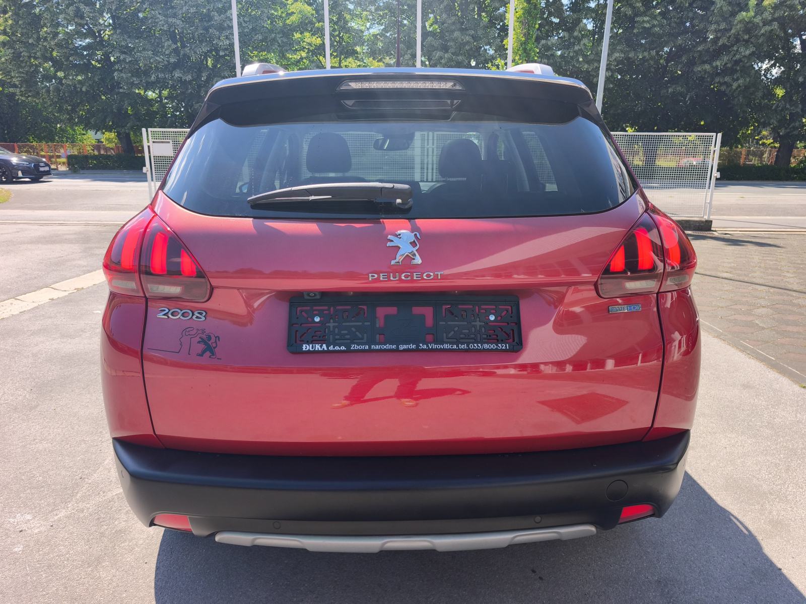 Peugeot 2008 1,6 HDI 88KW 6 BRZINA KAMERA PANORAMA KOŽA KROM LED ECO, fotografija 11