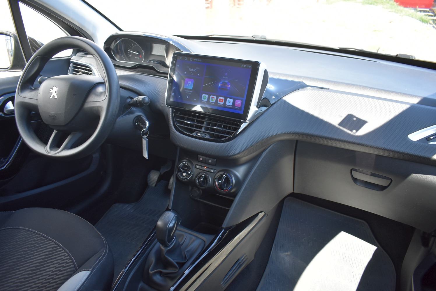 Peugeot 2008 1.6 HDI Access *HR* SERVISNA,NAVIGACIJA, JAMSTVO*, fotografija 7