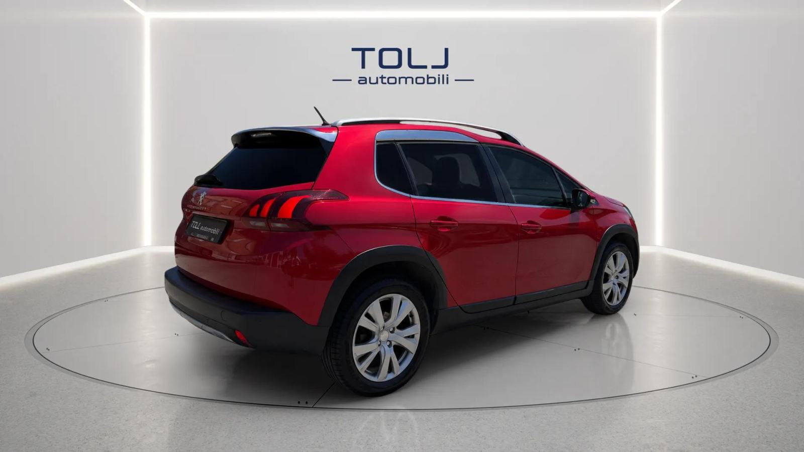 PEUGEOT 2008 1,6 HDI ALLURE**98.000KM**NOVE GUME**GR.SJEDALA**, fotografija 6