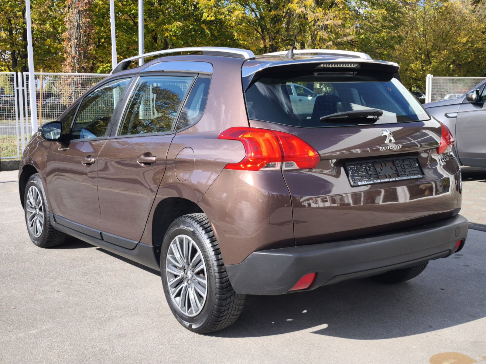 Peugeot 2008 1,6 HDI AUTOMATIK TEMPOMAT PUTNI KOMP ECO KOŽNI VOLAN, fotografija 10