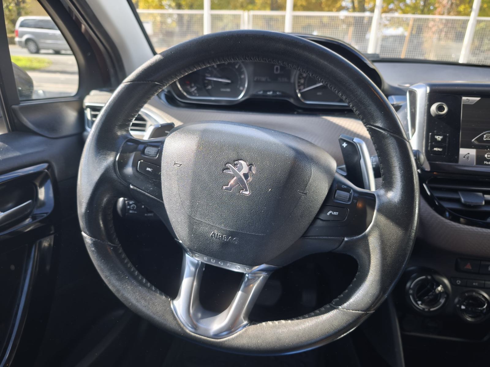Peugeot 2008 1,6 HDI AUTOMATIK TEMPOMAT PUTNI KOMP ECO KOŽNI VOLAN, fotografija 18