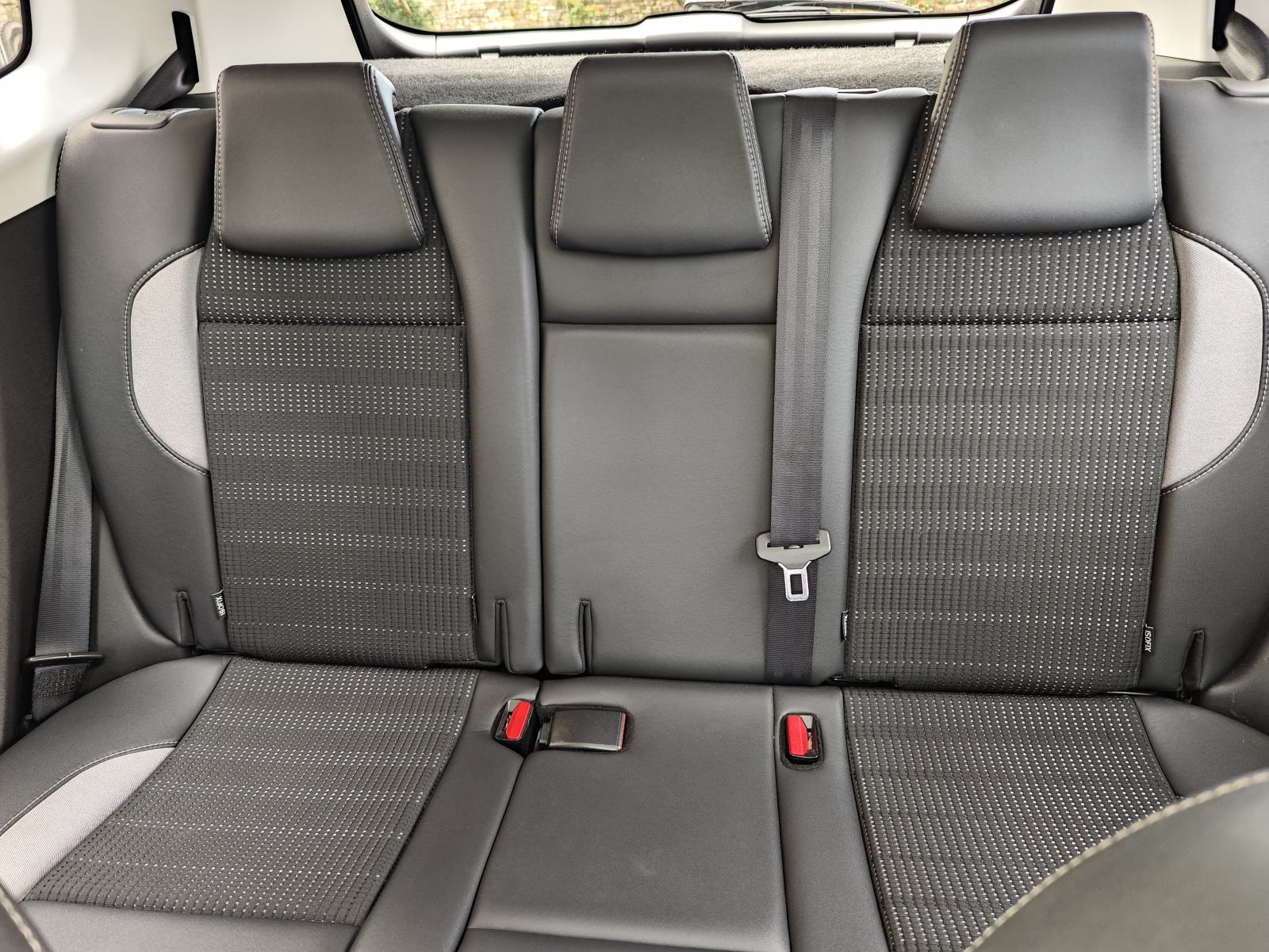 Peugeot 2008 1.6 HDi, fotografija 6