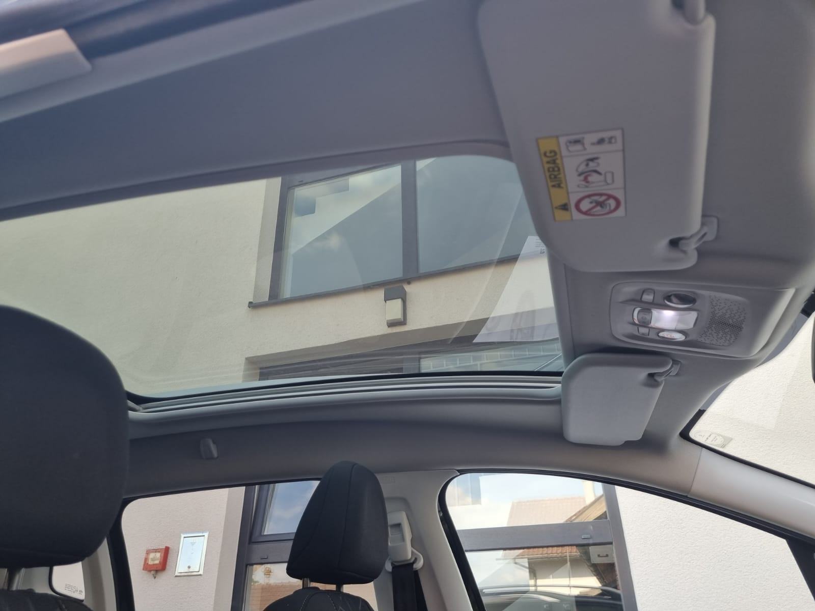 Peugeot 2008 1,6 HDi STYLE *PANORAMA - TEMPOMAT - 12 MJ JAMSTVO*, fotografija 19