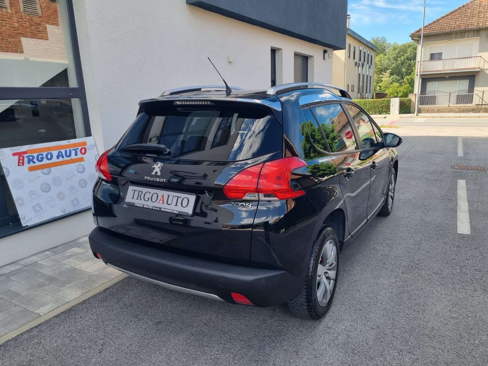 Peugeot 2008 1,6 HDi STYLE *PANORAMA - TEMPOMAT - 12 MJ JAMSTVO*, fotografija 5
