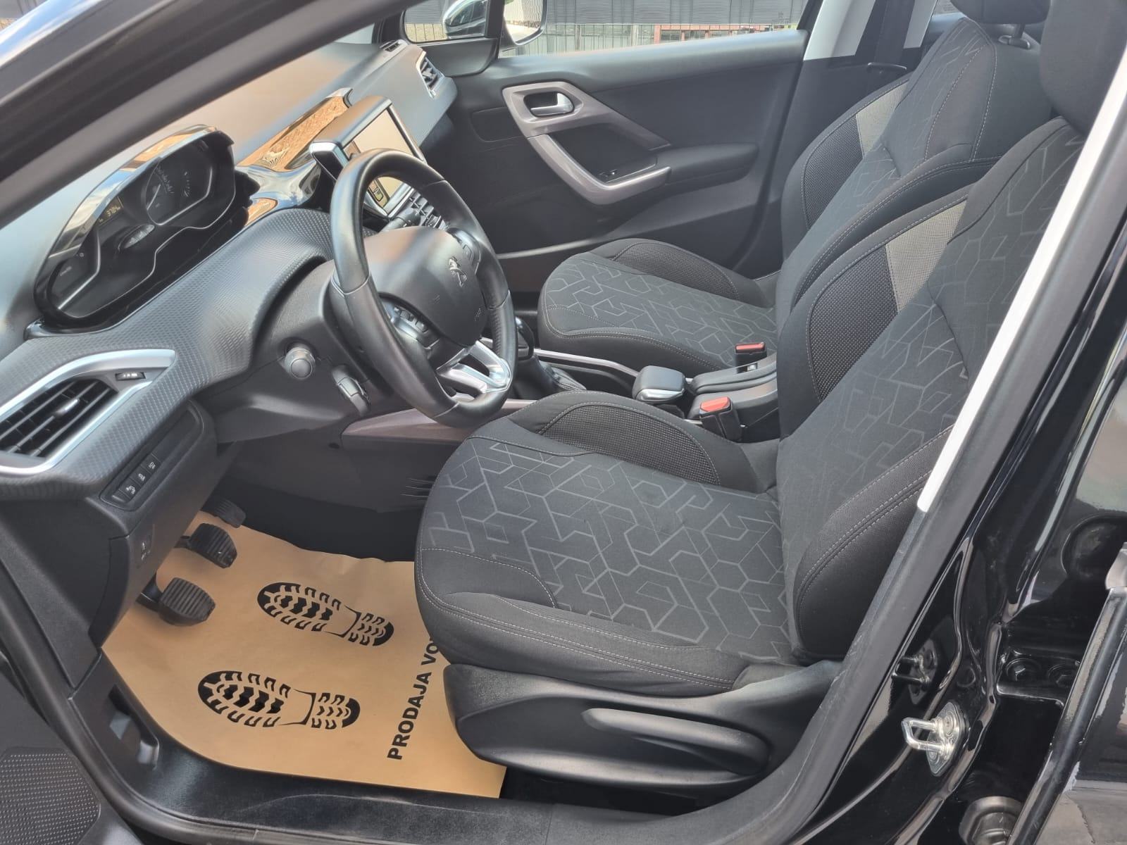 Peugeot 2008 1,6 HDi STYLE *PANORAMA - TEMPOMAT - 12 MJ JAMSTVO*, fotografija 14