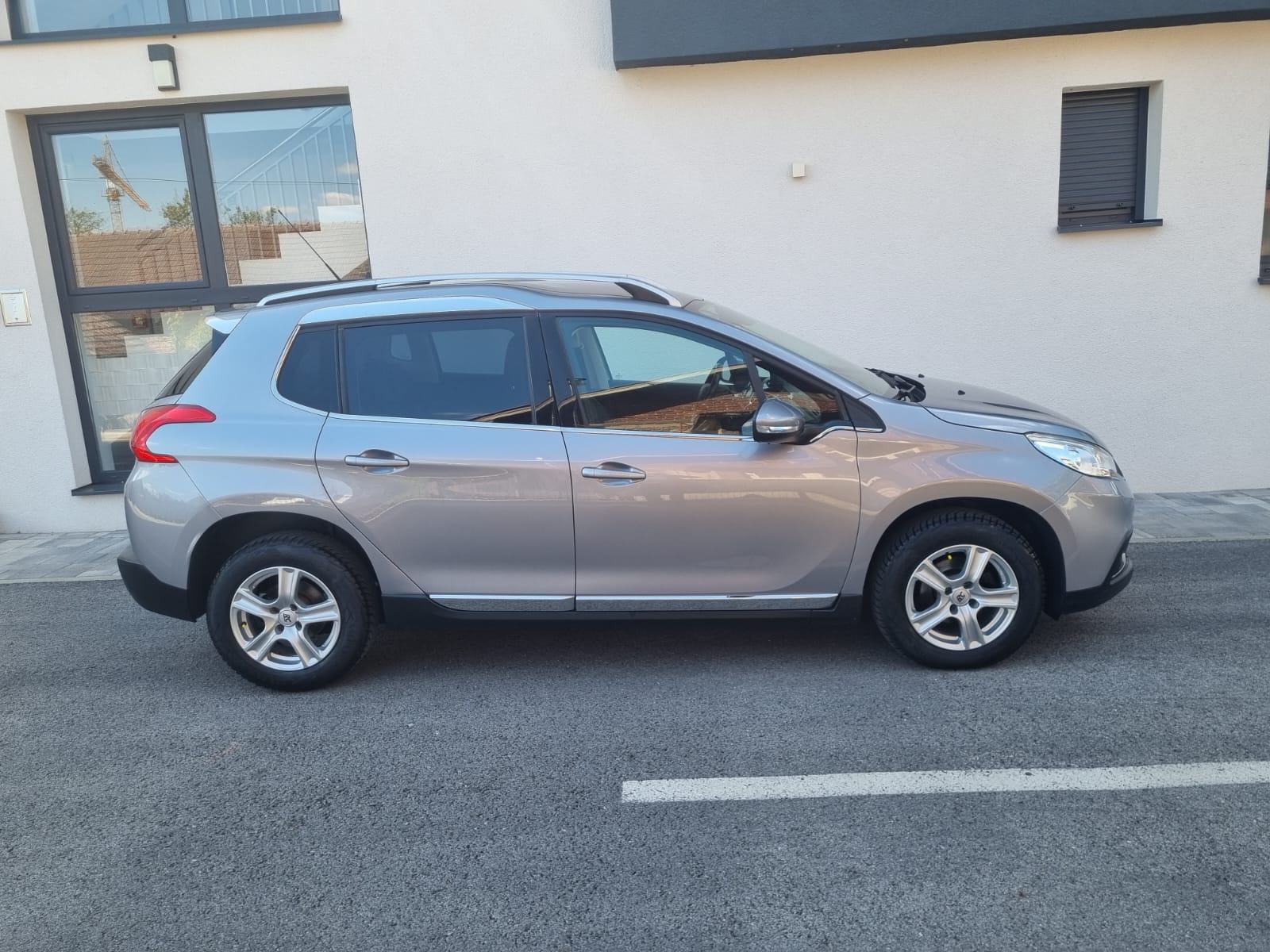 Peugeot 2008 1,6 HDi ALLURE *TEMPOMAT - P. SENZORI - 12 MJ JAMSTVO*, fotografija 4